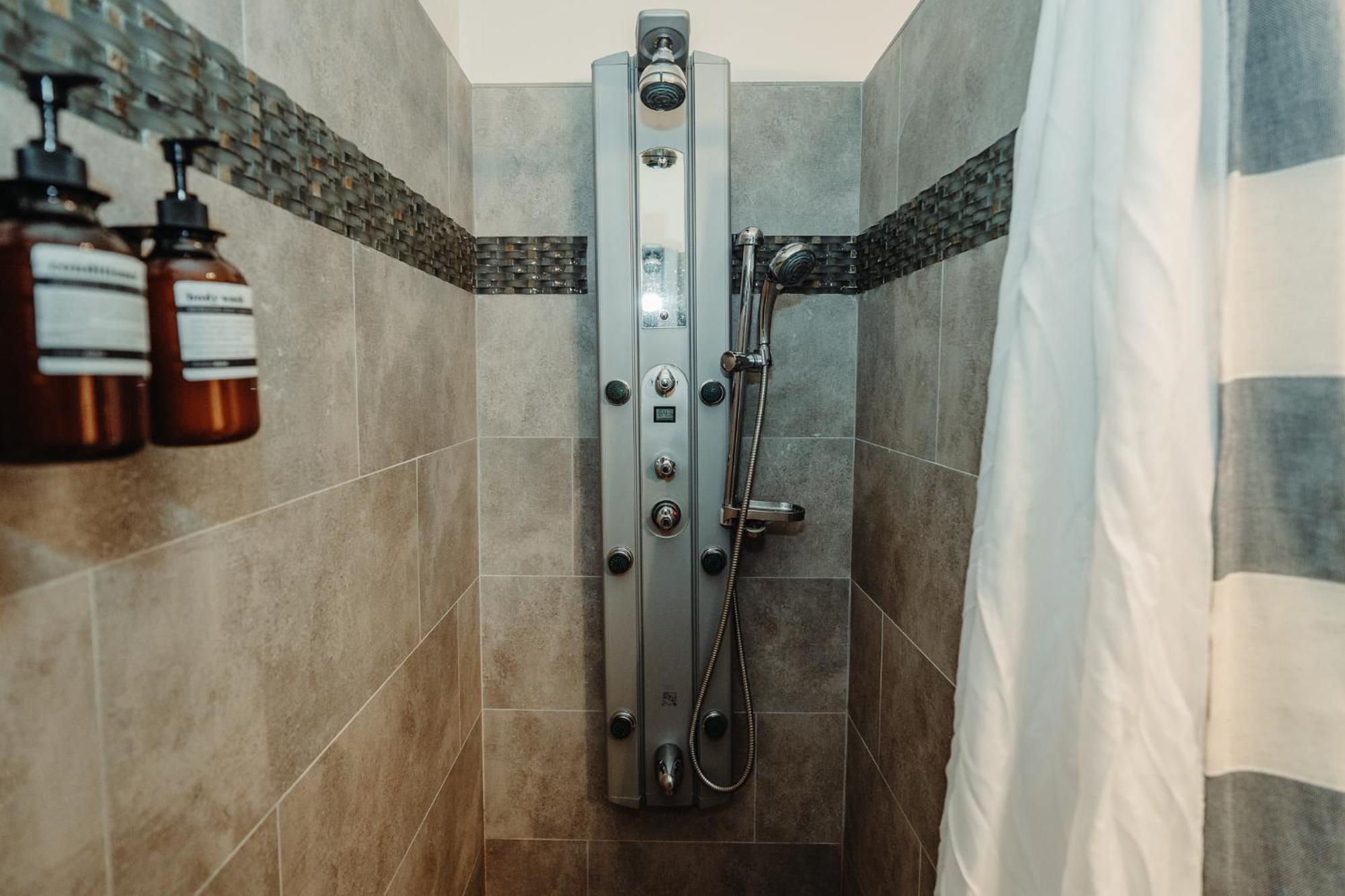 Swank Boutique Suites Ashland Esterno foto